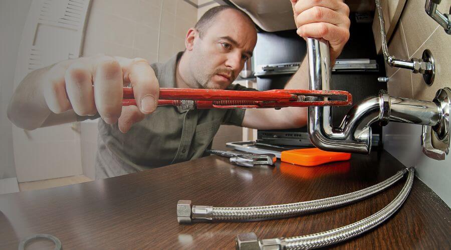 Professional expert plumbing services in Yawkey, WV